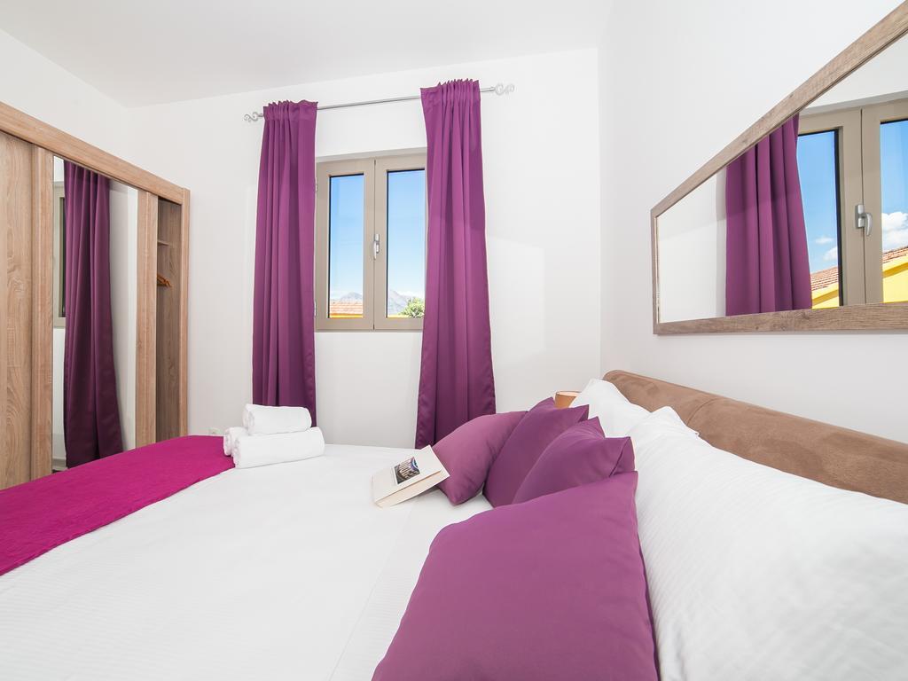 Apartments Castello Kotor Luaran gambar
