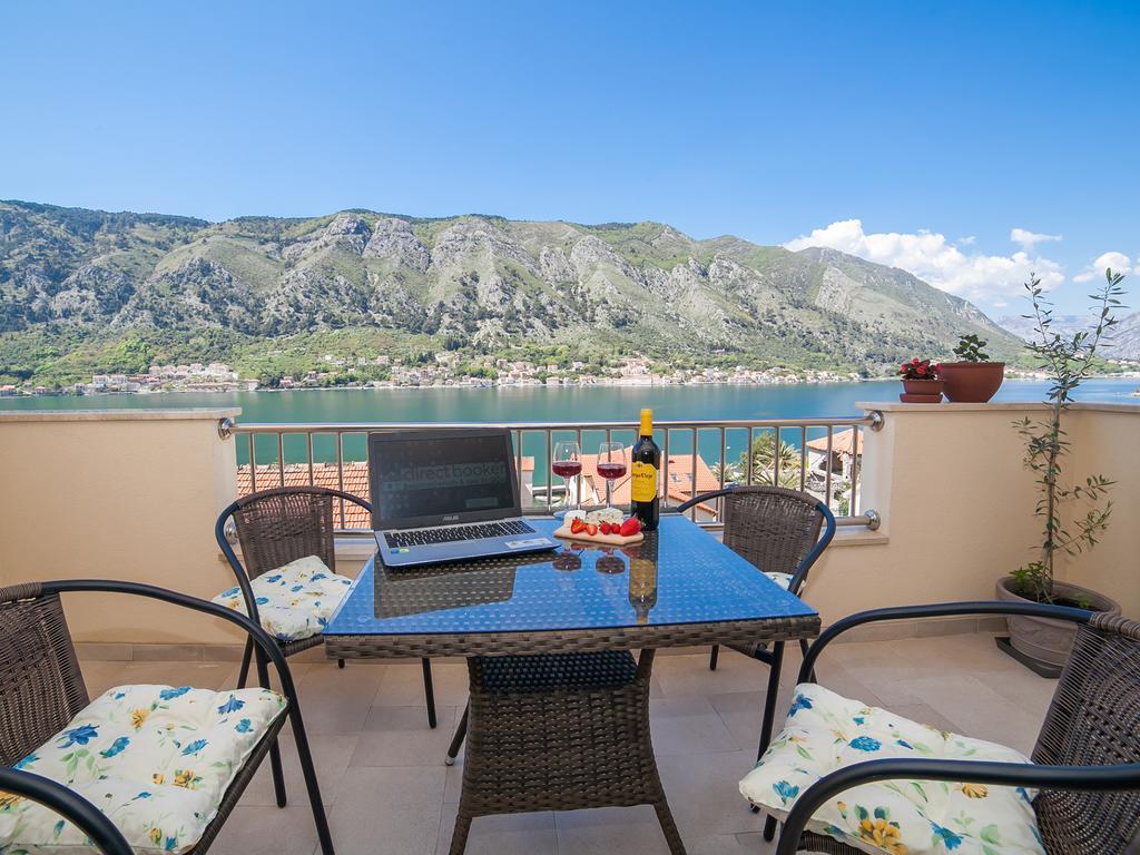 Apartments Castello Kotor Luaran gambar