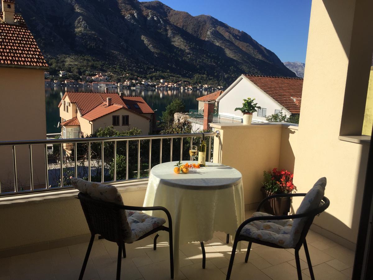 Apartments Castello Kotor Luaran gambar