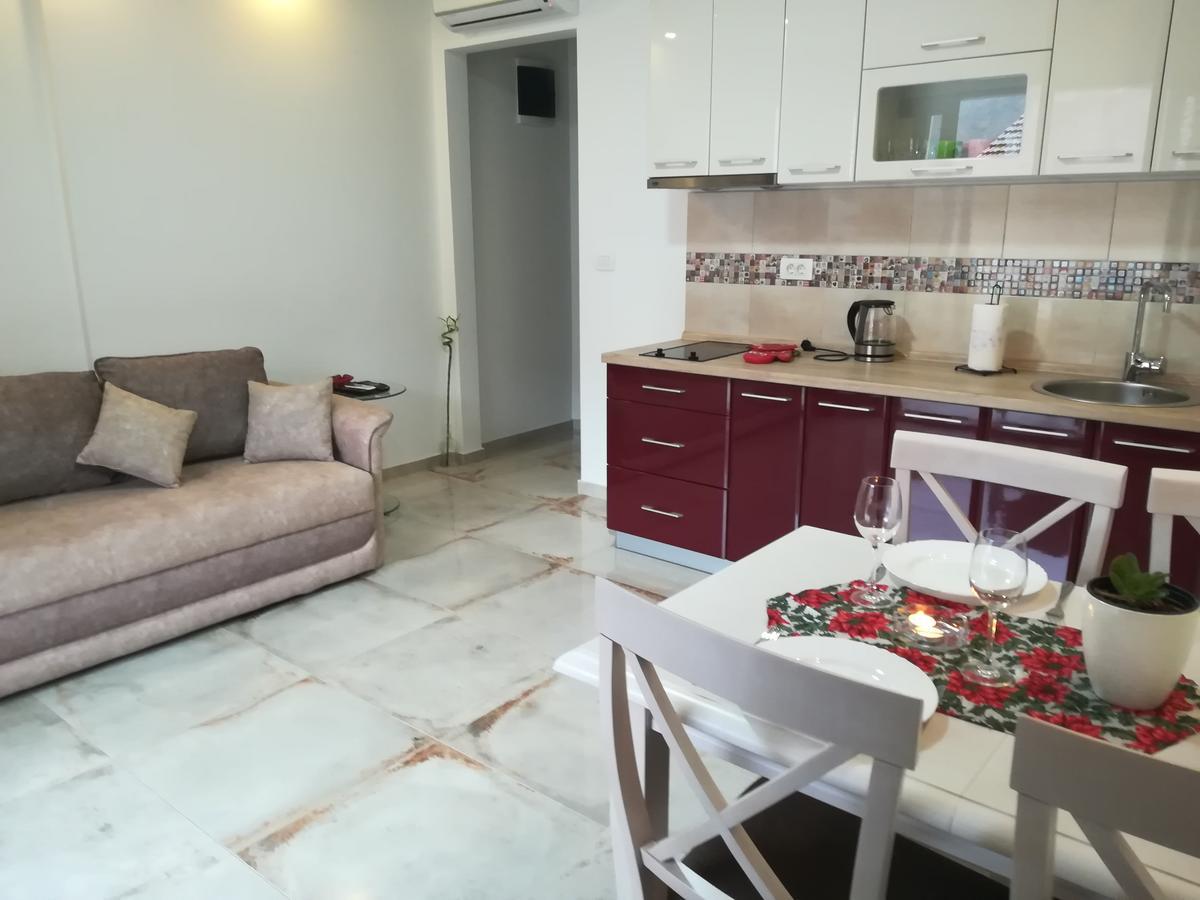 Apartments Castello Kotor Luaran gambar