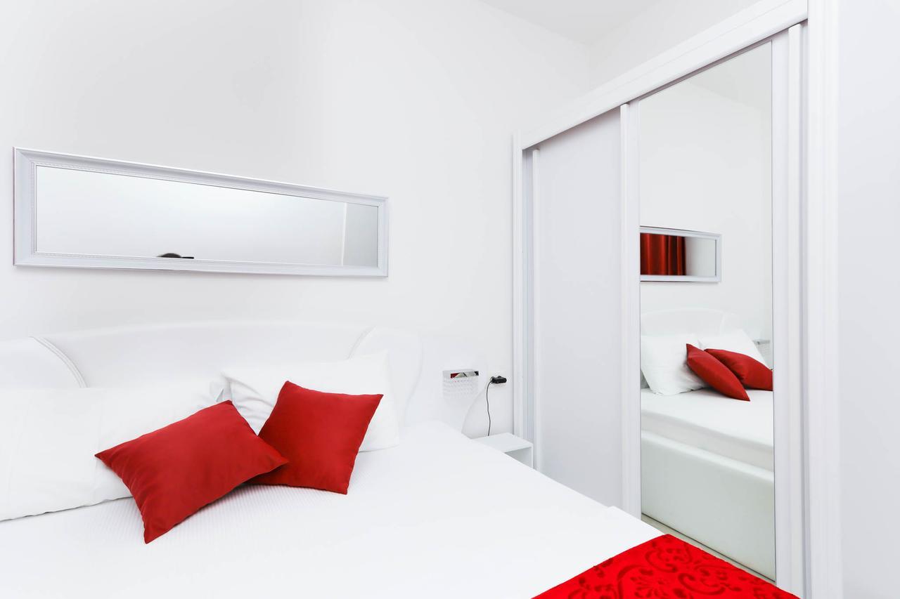 Apartments Castello Kotor Luaran gambar